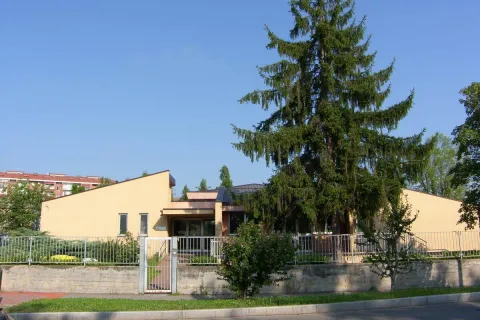Edificio Scolastico FREJUS 69